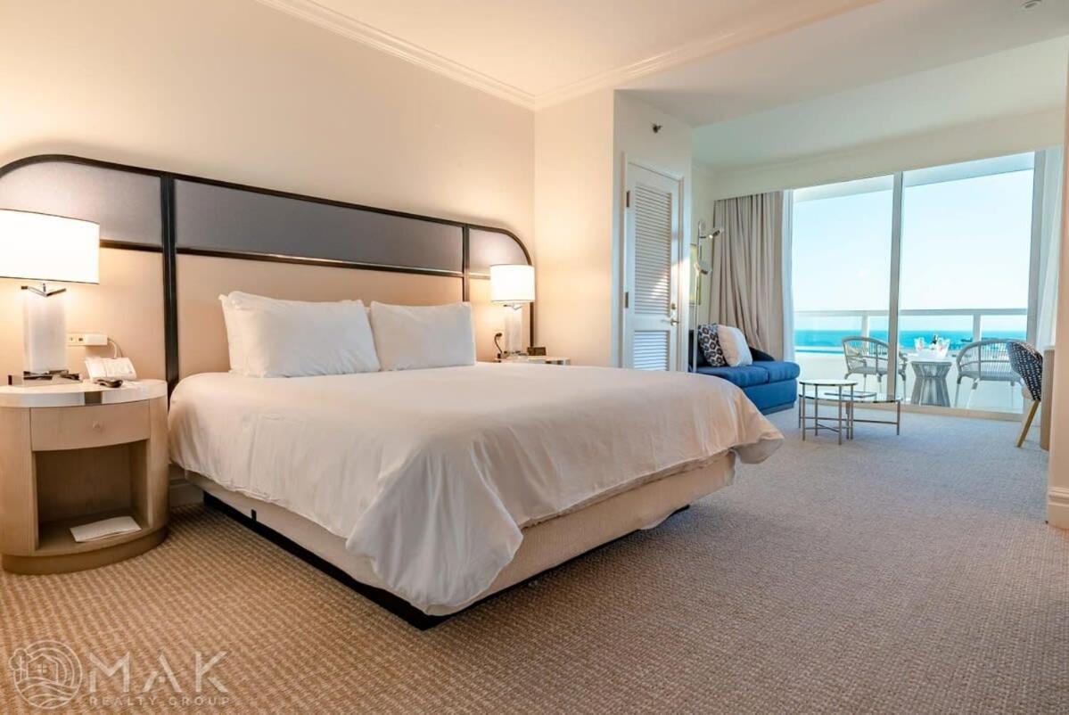 Fontainebleau Resort High Floor W Ocean Views 마이애미 비치 외부 사진