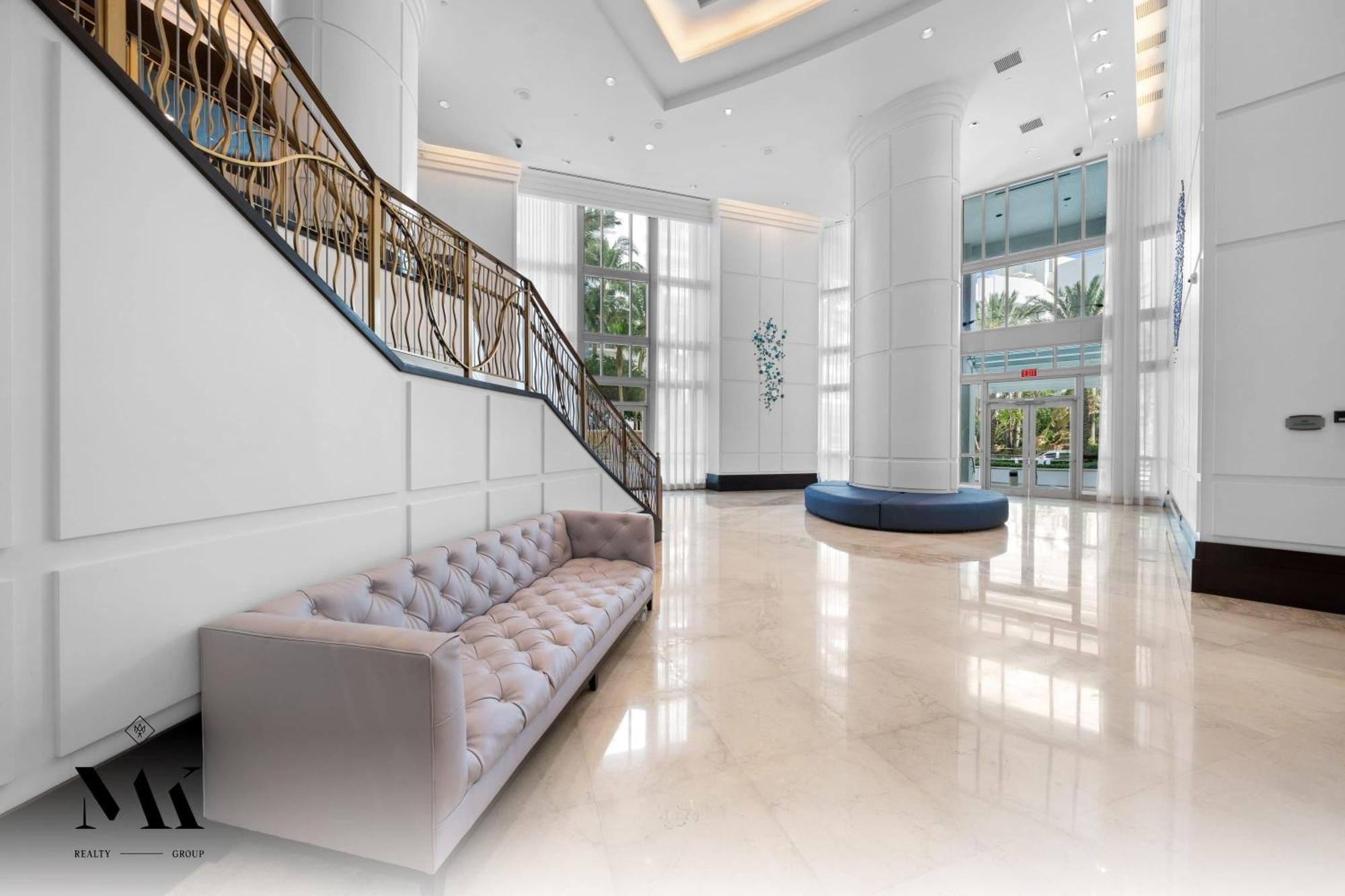Fontainebleau Resort High Floor W Ocean Views 마이애미 비치 외부 사진
